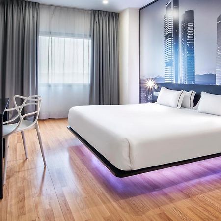 B&B Hotel Madrid Aeropuerto T4 San Sebastián de los Reyes Kültér fotó