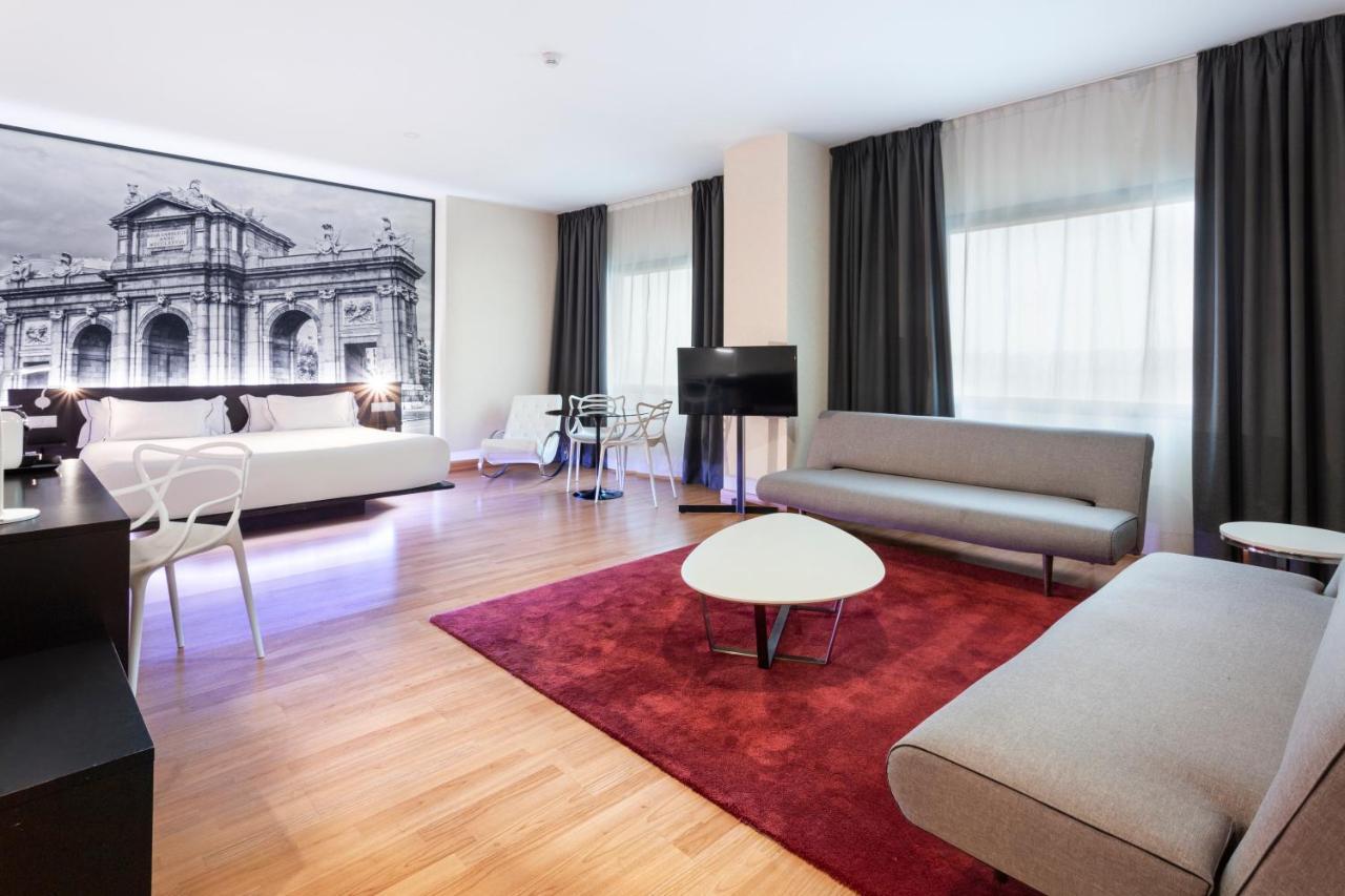 B&B Hotel Madrid Aeropuerto T4 San Sebastián de los Reyes Kültér fotó