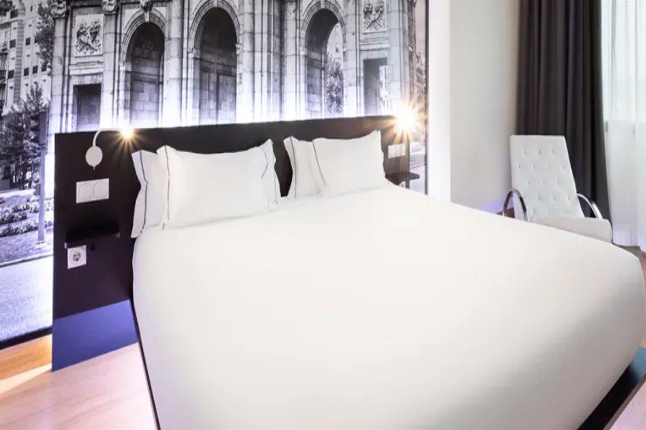 B&B Hotel Madrid Aeropuerto T4 San Sebastián de los Reyes Kültér fotó