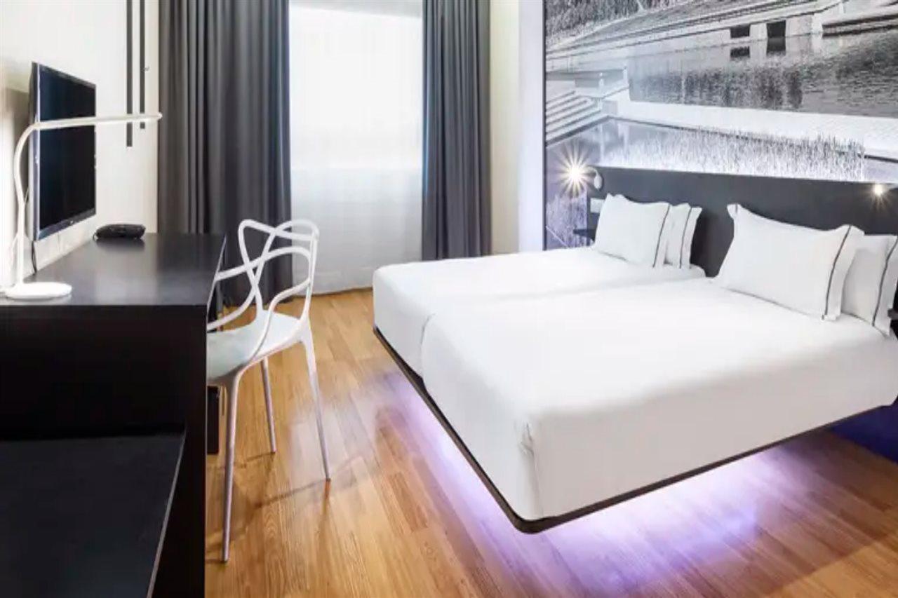 B&B Hotel Madrid Aeropuerto T4 San Sebastián de los Reyes Kültér fotó